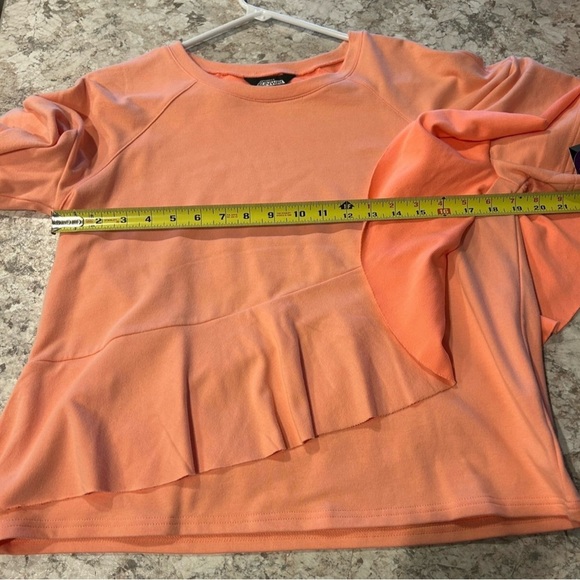 Women Project Runway Ruffle Sweatshirt Top Medium - Picture 7 of 8